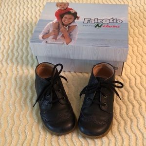 Boys Falcotto shoes. Size 24 Navy lace ups
